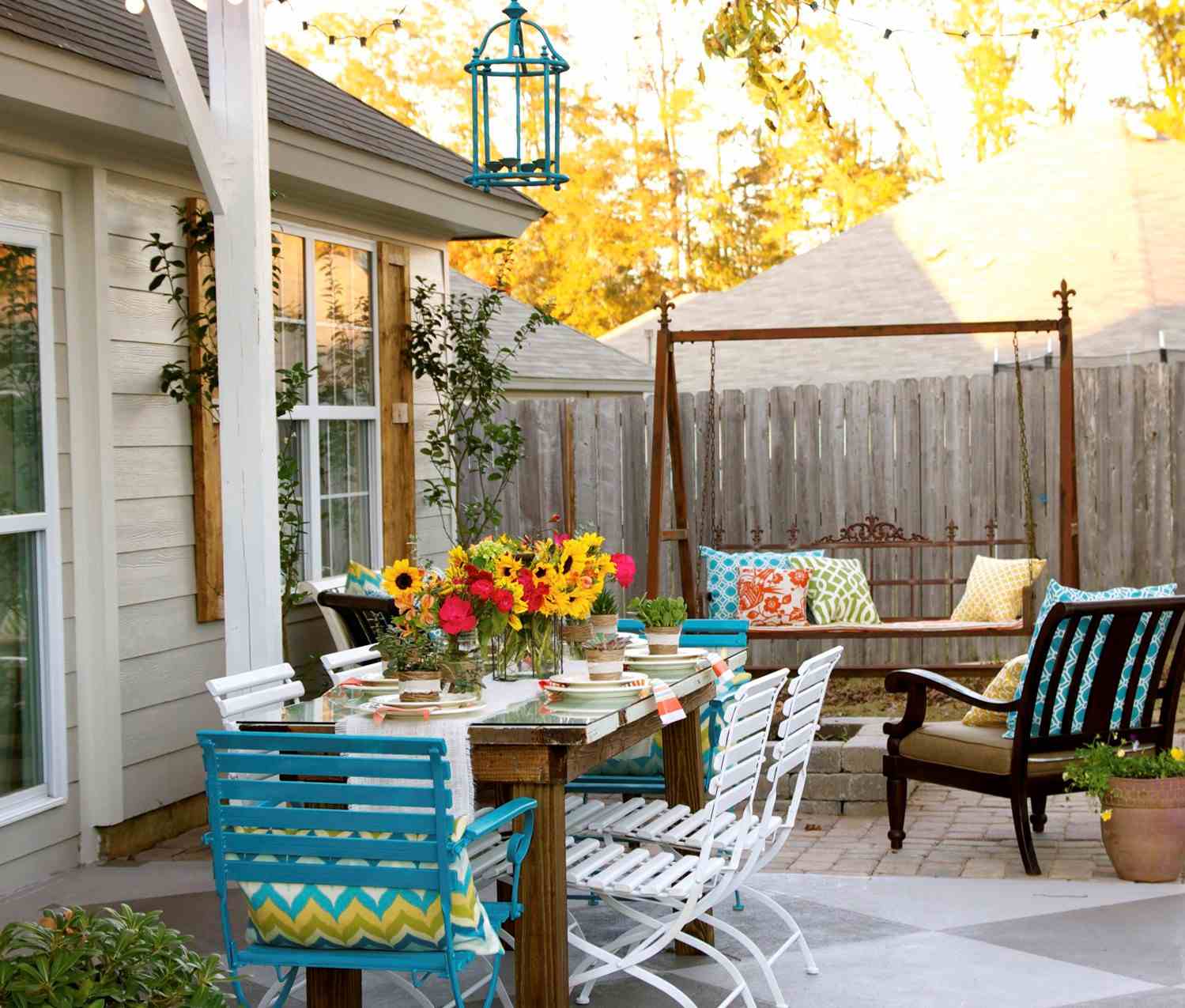 Backyard Patio with Pops of Color All Over