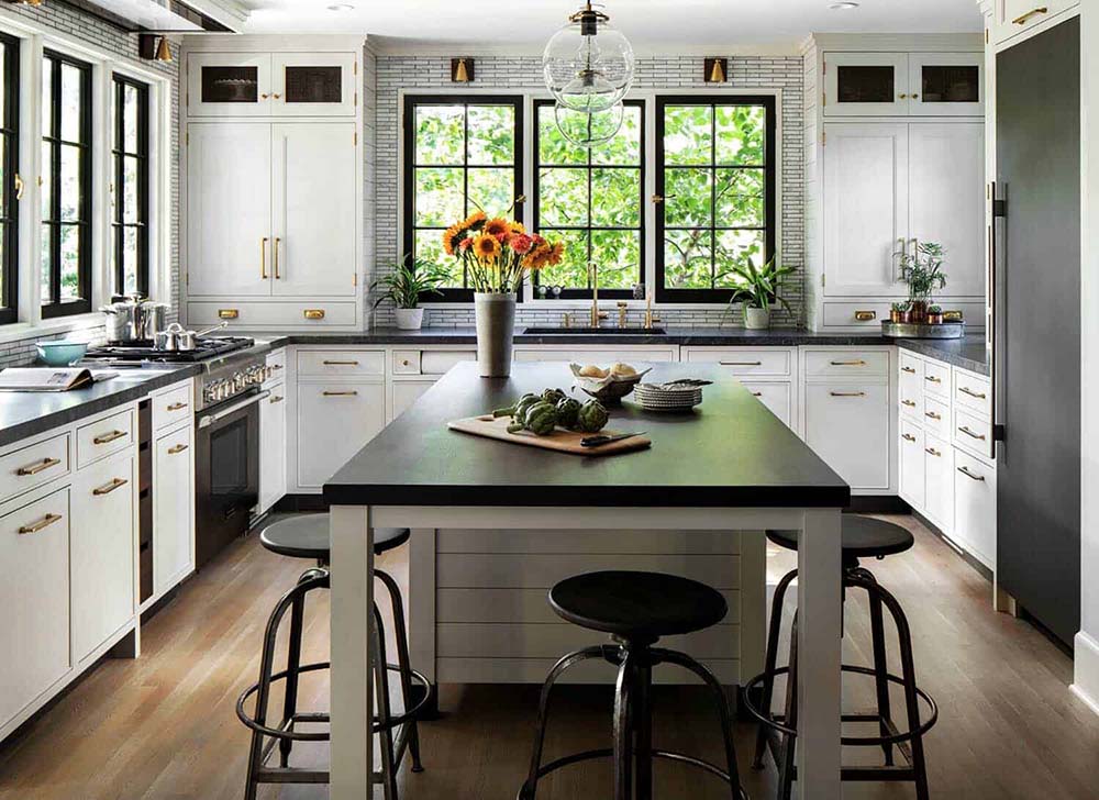 A Farmhouse Kitchen Look That Is Both Black and White