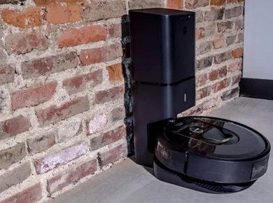iRobot Roomba i7+