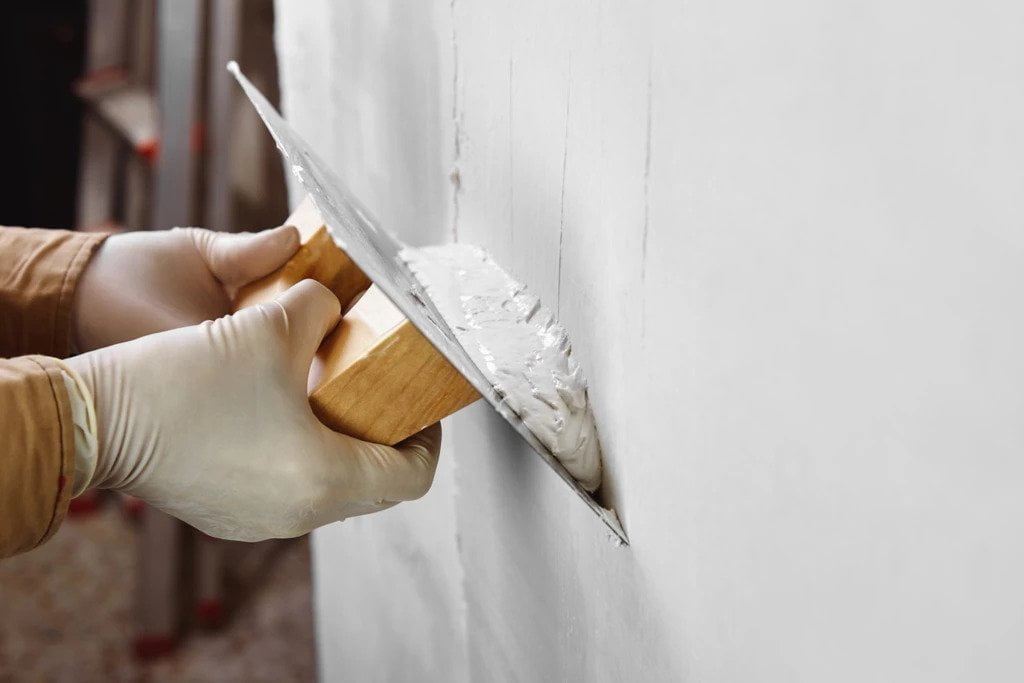 Repair Methods for Structural Cracks in Walls