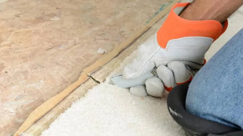 How to Remove Carpet Properly